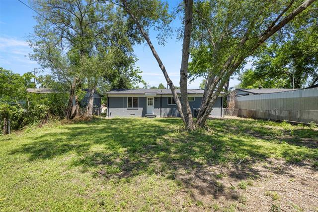 Building Photo - 10325 Maylee Blvd