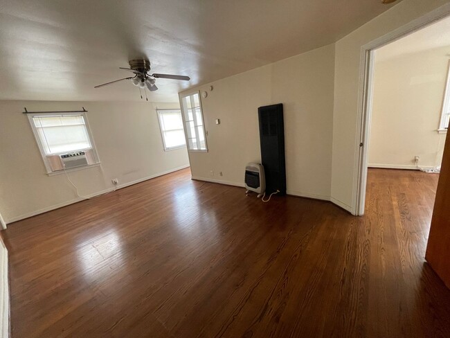 Building Photo - 1320 Postoffice St