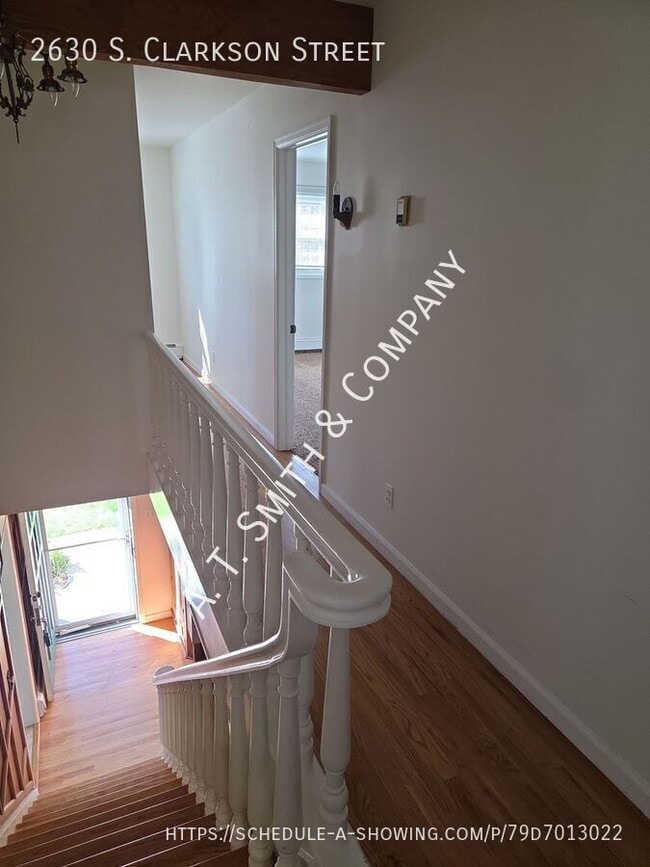 Building Photo - 2630 S Clarkson St