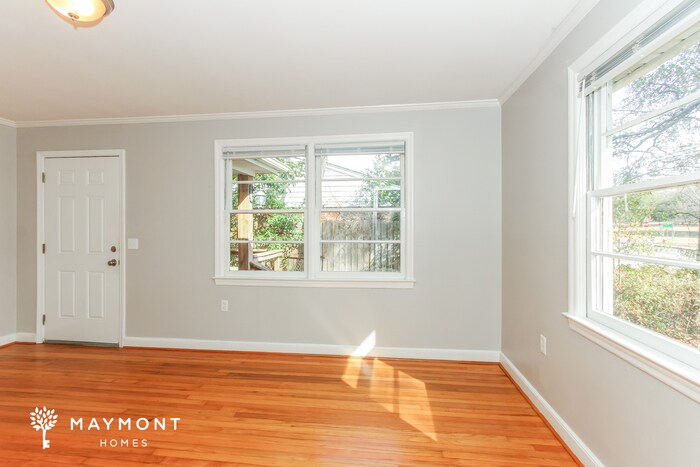 Building Photo - 911 Airport Blvd