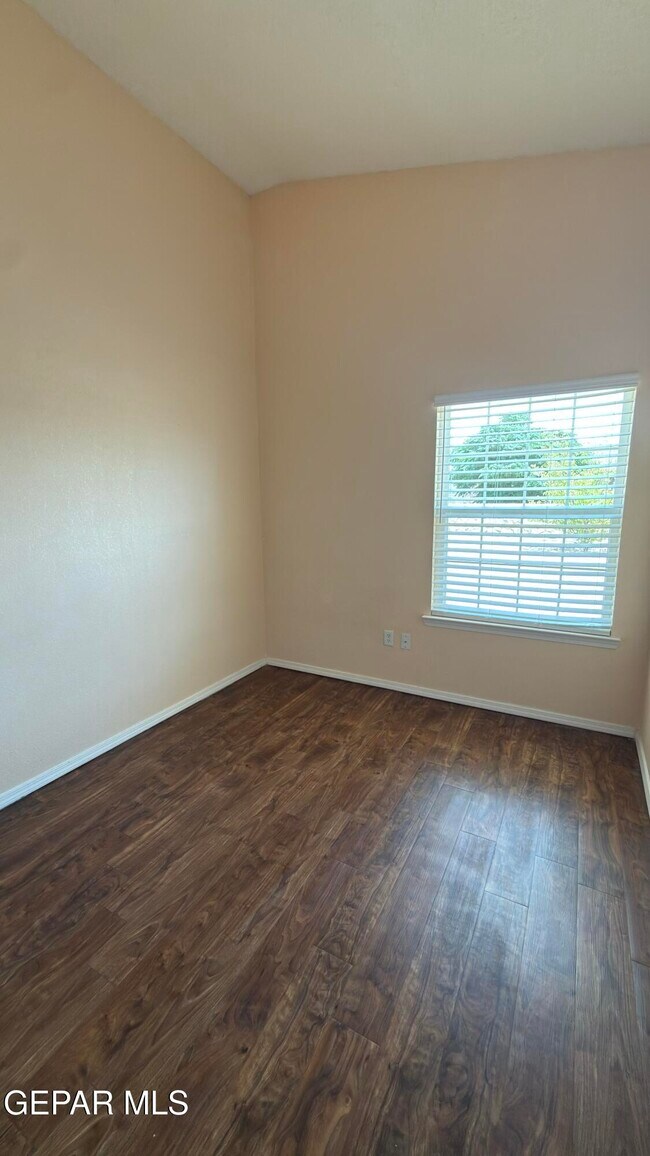 Building Photo - 14605 Calla Lily Pl