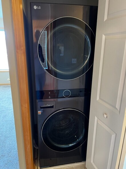 Building Photo - 2067 Wellens Street