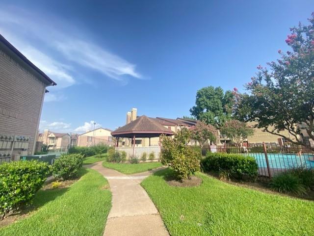 Building Photo - 2120 El Paseo St