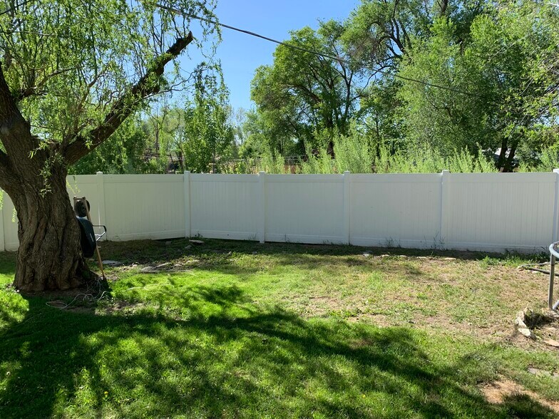 Building Photo - 351 Park Creeke Ln