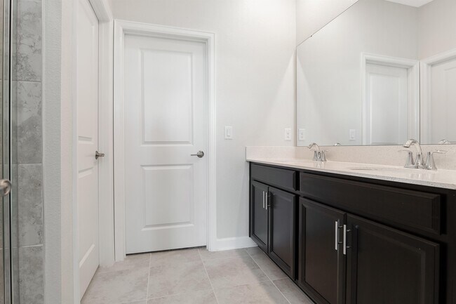 Building Photo - 4410 Seven Canyons Dr
