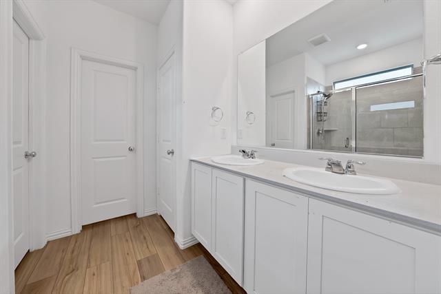 Building Photo - 3309 Chasemoor Dr