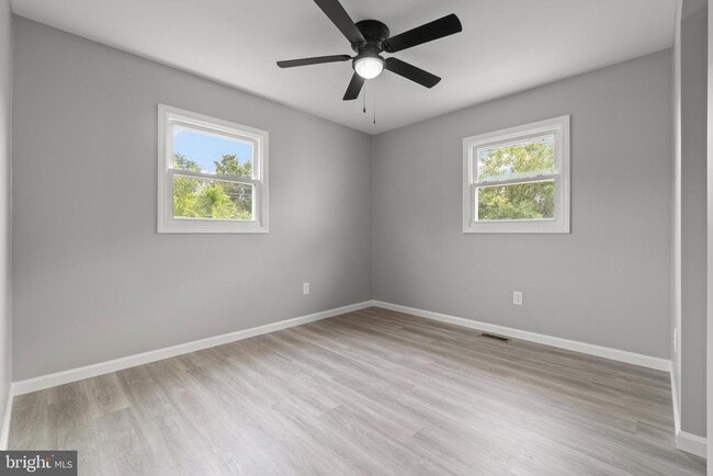 Building Photo - 615 Fairmount Dr