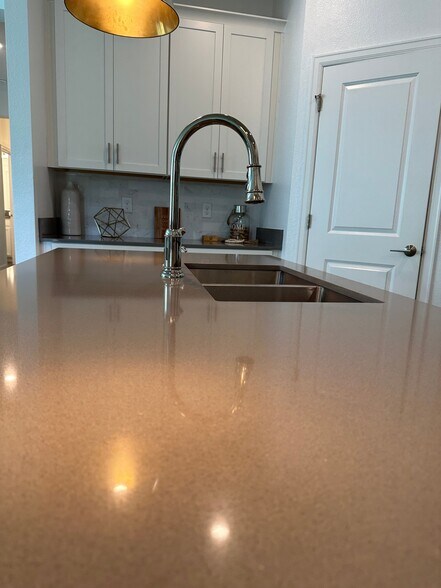 Building Photo - 3002 Prelude Ln