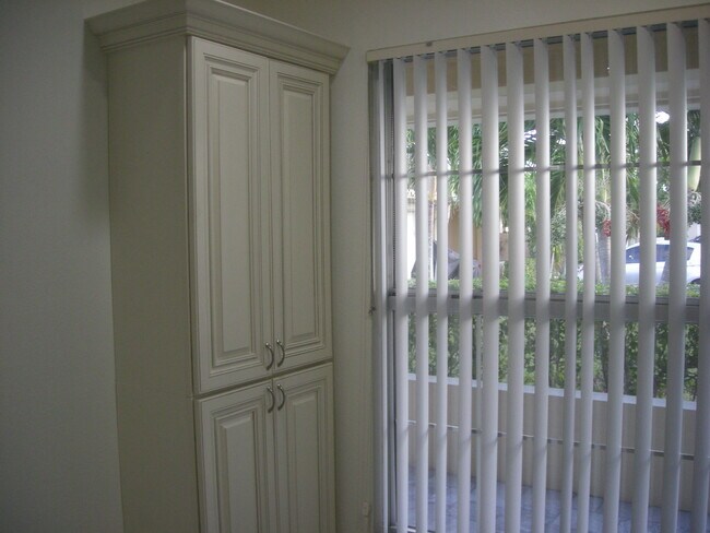 Pantry - 11701 SW 108th Ln