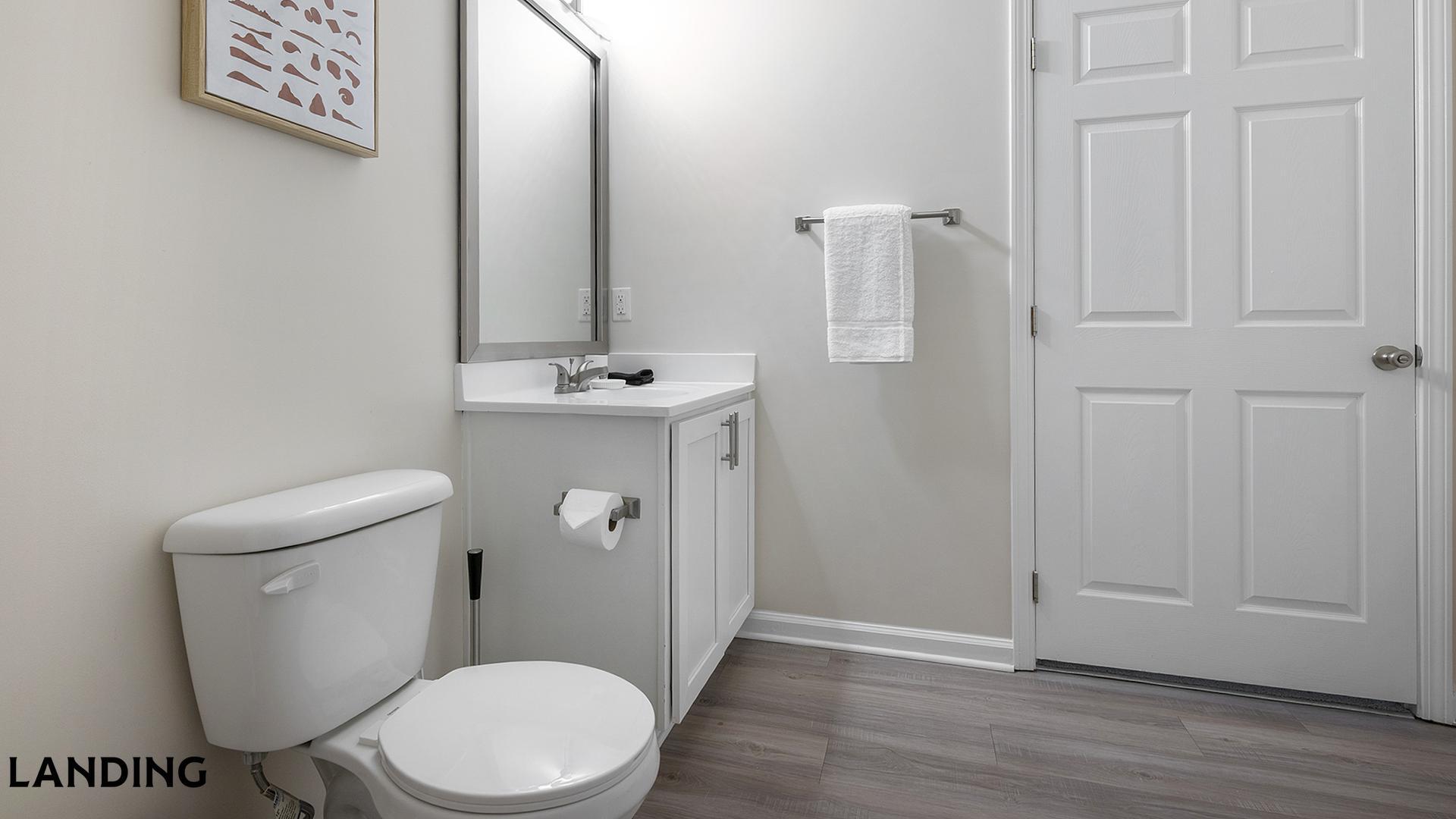 Building Photo - 9015 Kings Grant Dr