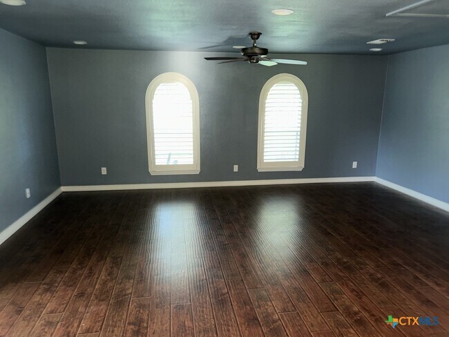 Building Photo - 2807 Brinegar Rd