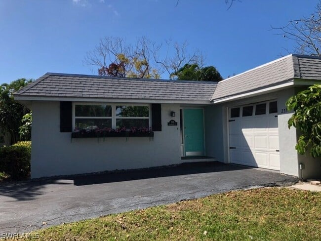 Building Photo - 235 Lanchester Ct