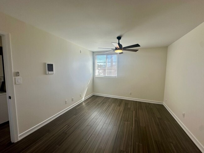 Building Photo - North Park 2bed/2bath with parking