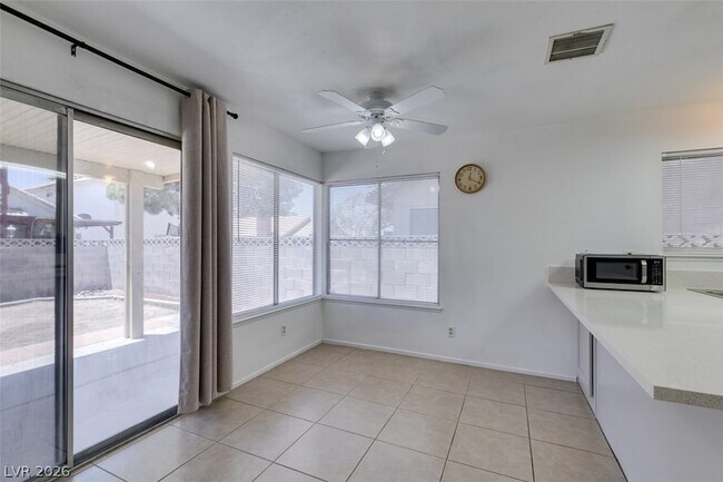 Building Photo - 5847 Alcott Ave