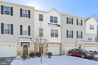 Building Photo - 69 Aviary Rd