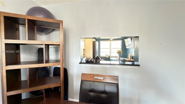 Building Photo - 12500 SW 5th Ct