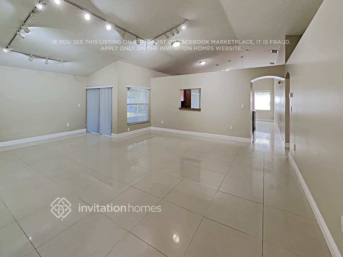 Building Photo - 1001 NW 125th Terrace