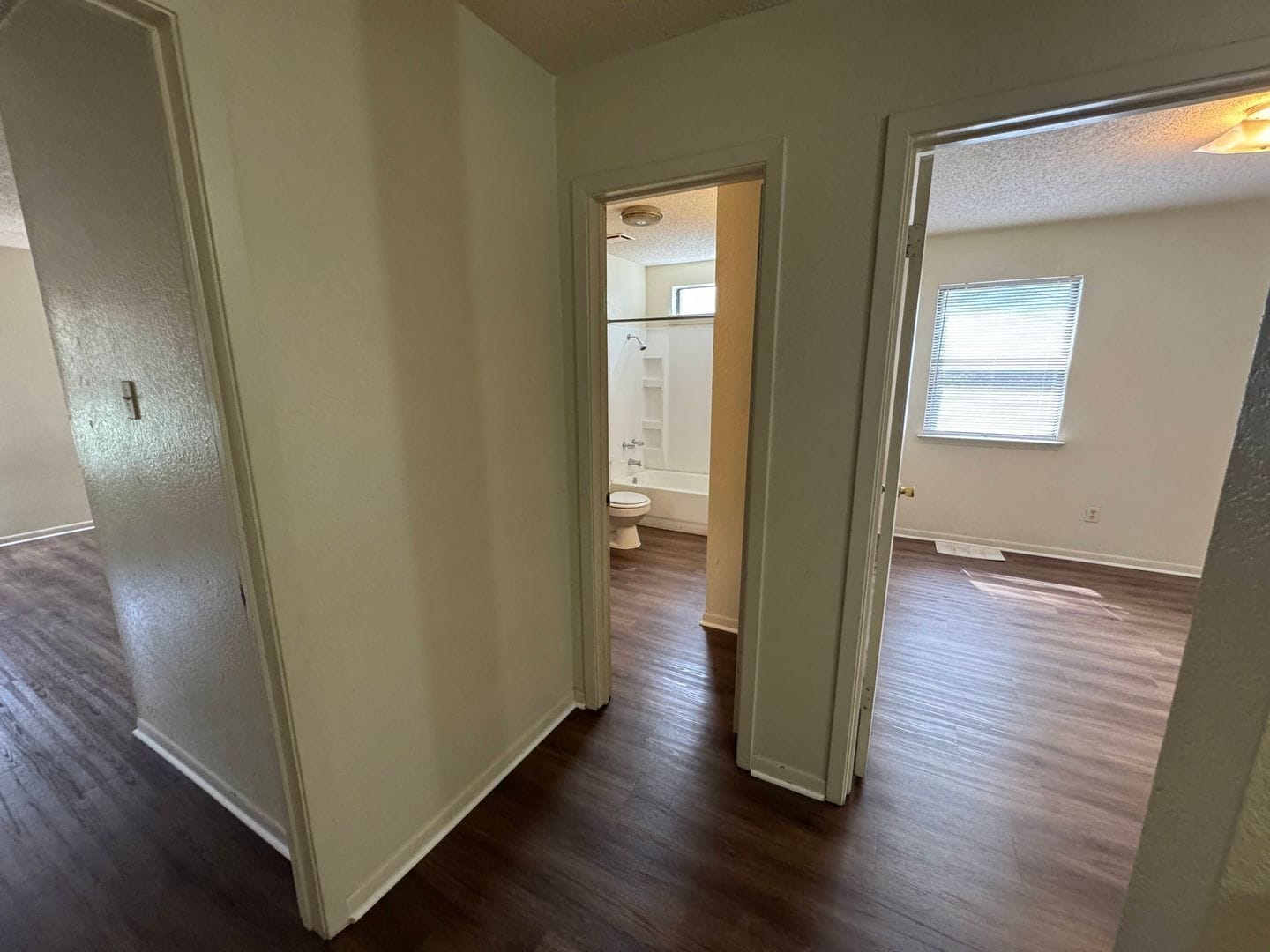 Building Photo - 3407 Victoria Cir