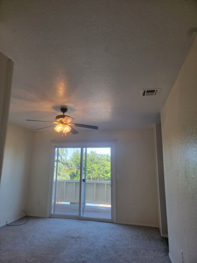 Building Photo - 3 Bed / 2 Bath Home with Pool, RV Parking & Private Balcony