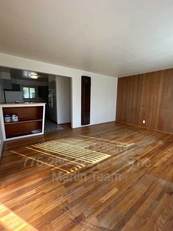 Building Photo - 238 18th St