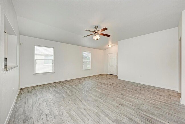 Building Photo - 233 Wallops
