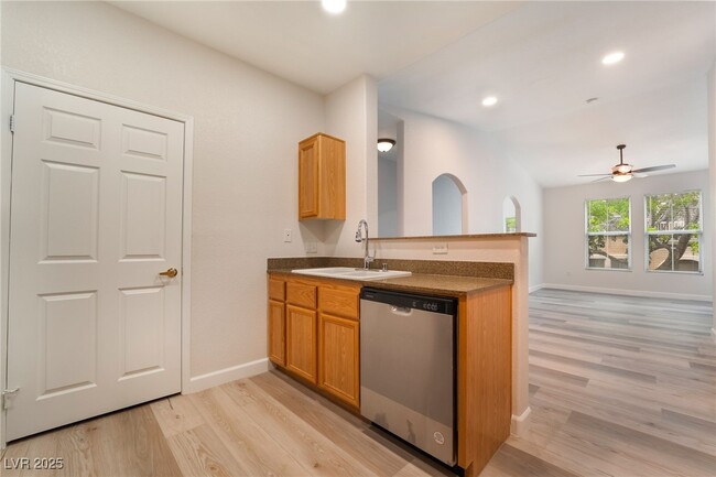 Building Photo - 9975 Peace Way