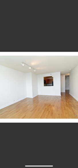 Building Photo - 474 N Lake Shore Dr