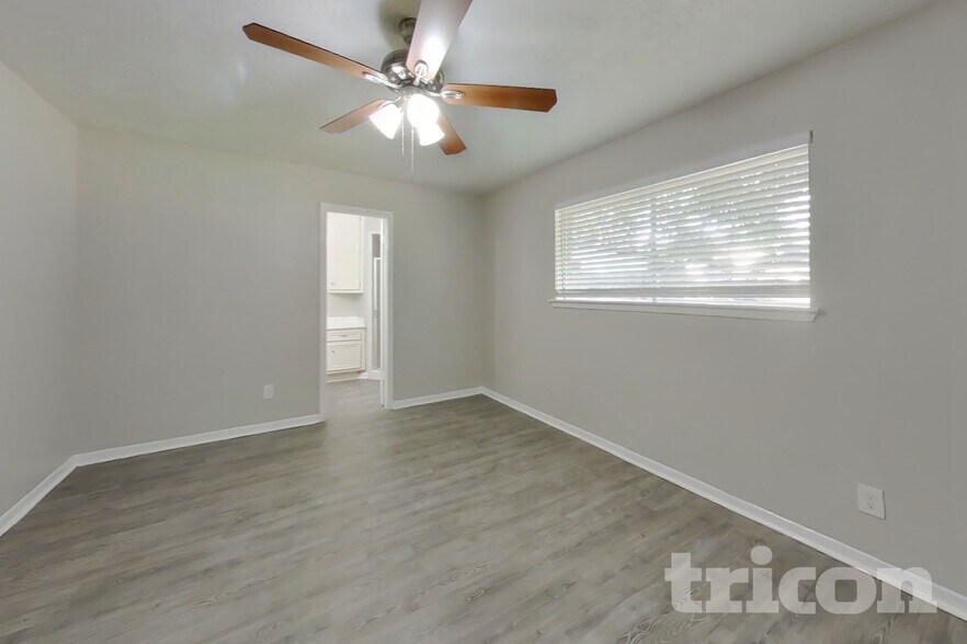 Building Photo - 23115 Earlmist Dr