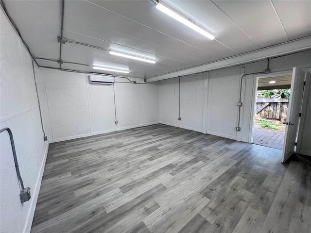 Building Photo - 208 Shelmar Dr