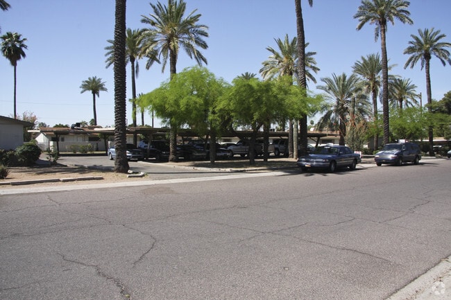 Building Photo - 29 Palms Apartments
