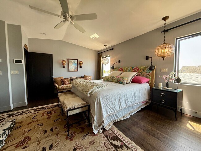 Building Photo - LUXURIOUS House with MULTIPLE OCEAN VIEWS in Sunset Cliffs! Chef's Kitchen! 2 EV Chargers and so ...