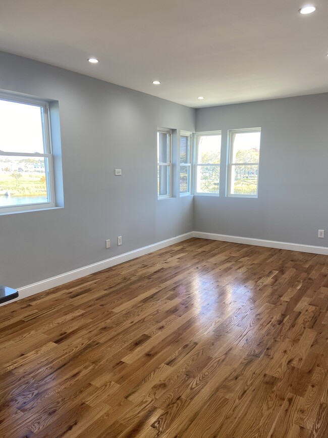 Living Room - 455 Beach 36th St