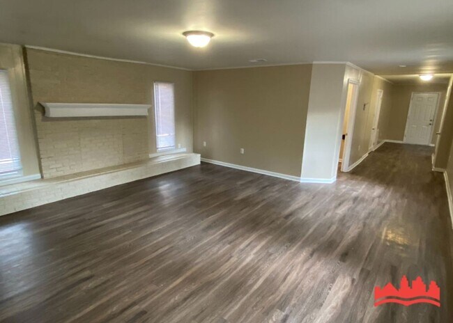 Building Photo - 7815 Armour Rd