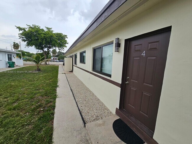 Building Photo - 1020 Opa-locka Blvd