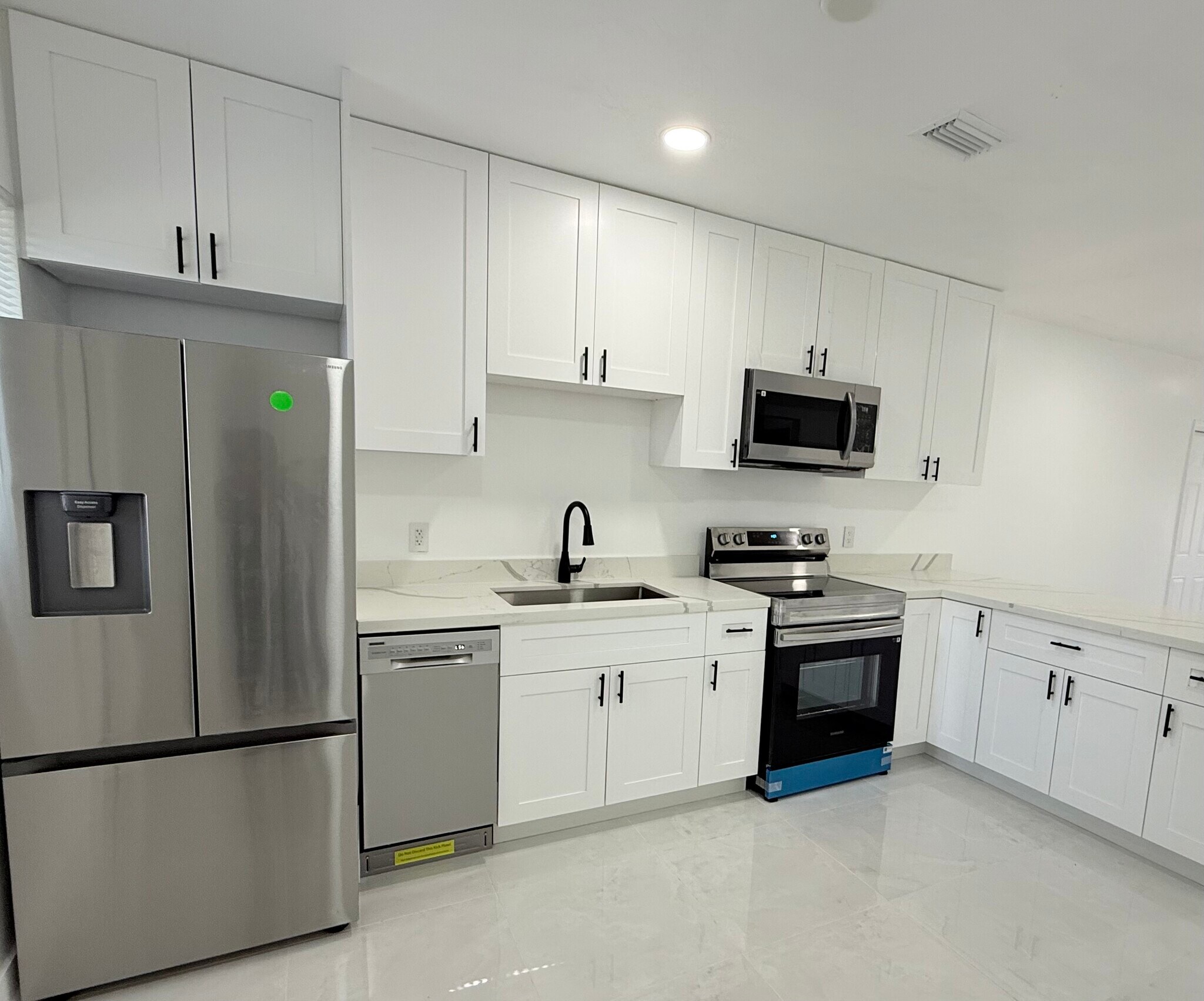 Building Photo - 209 NW 10th St