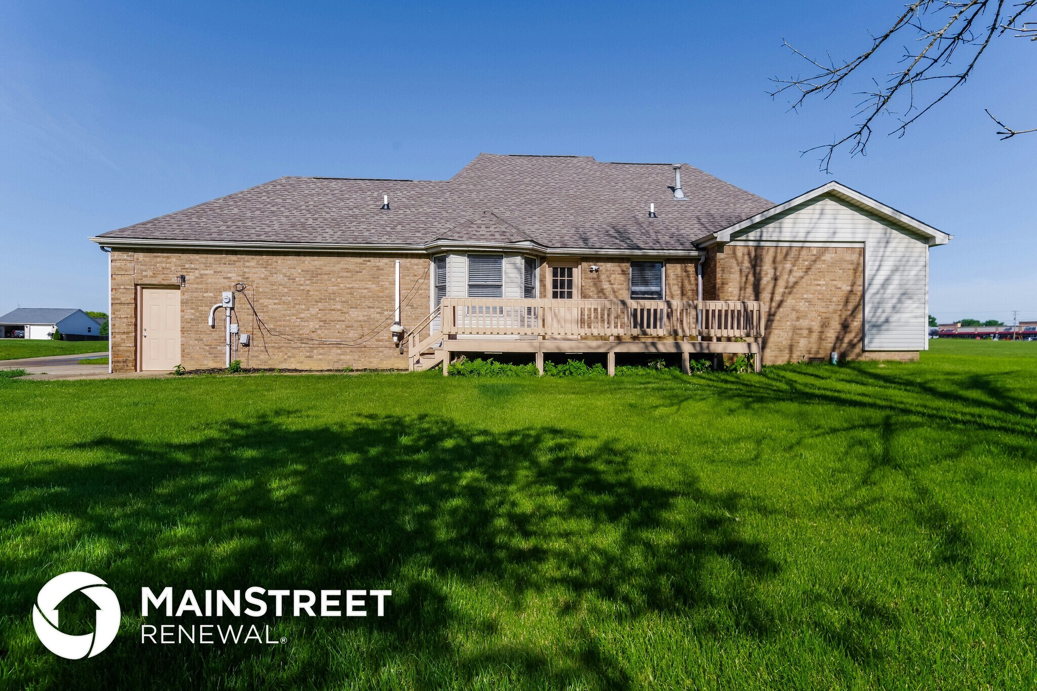 Building Photo - 300 Wava Dr