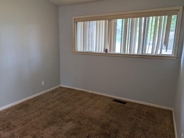 Building Photo - 1010 Waco St