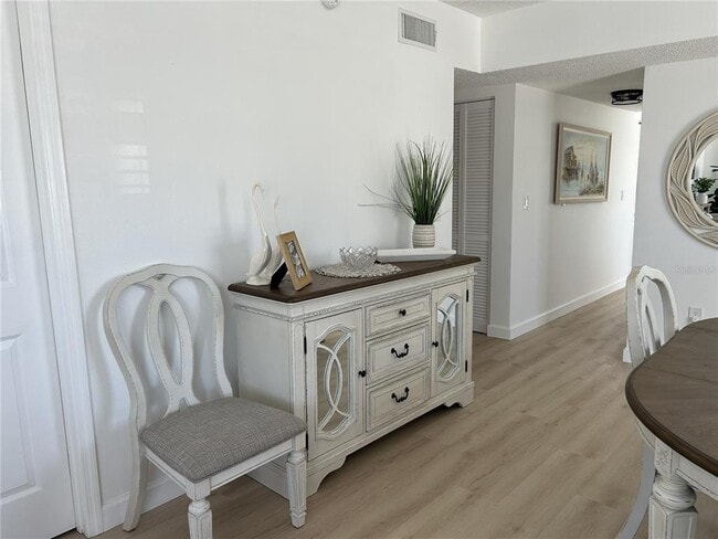 Building Photo - 3808 Gulf of Mexico Dr