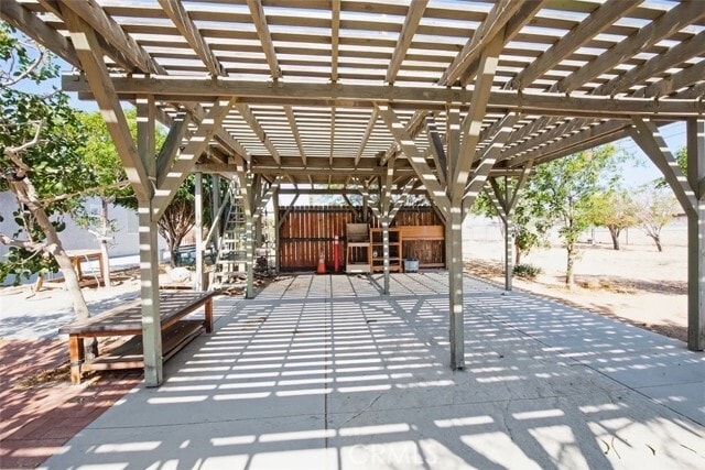 Building Photo - 21667 Laguna Rd