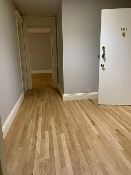 Building Photo - 461 Commonwealth Ave