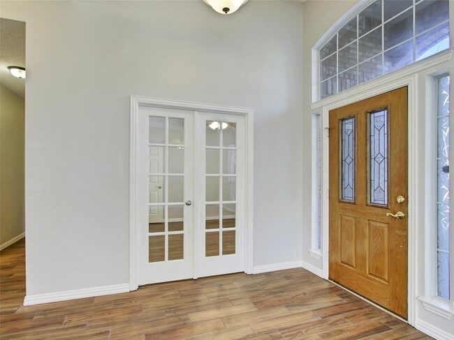 Building Photo - 11117 Knoxville Ln