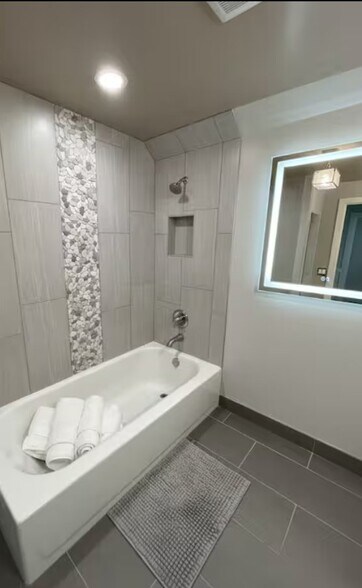 Building Photo - 1309 Wabash St