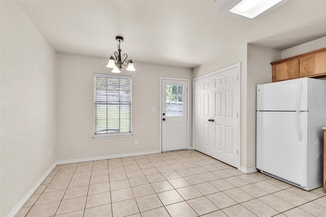 Building Photo - 115 Bolero Way