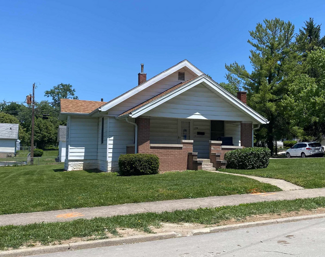 Primary Photo - 3 BR 2 Bath House - 5 minutes from IU Bloo...