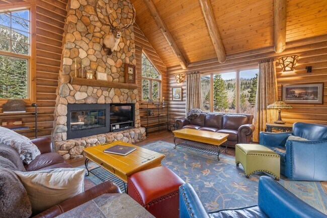 Building Photo - New to the market!  Log home in Frisco!  L...