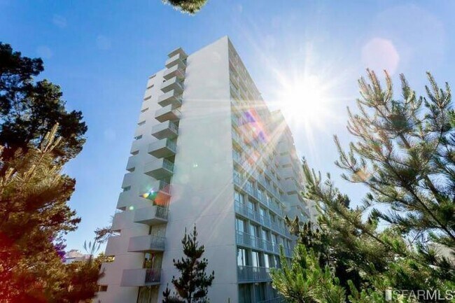 Building Photo - 1 bedroom in San Francisco CA 94109