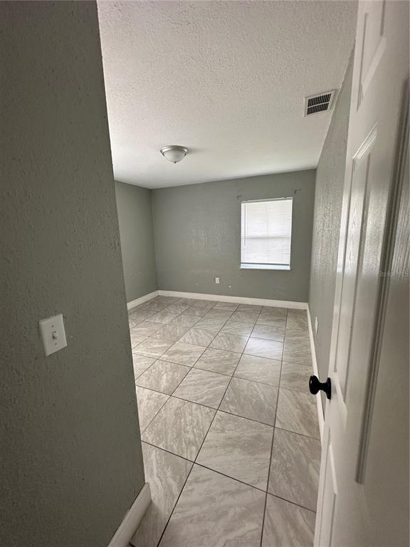 Building Photo - 1112 Martin St