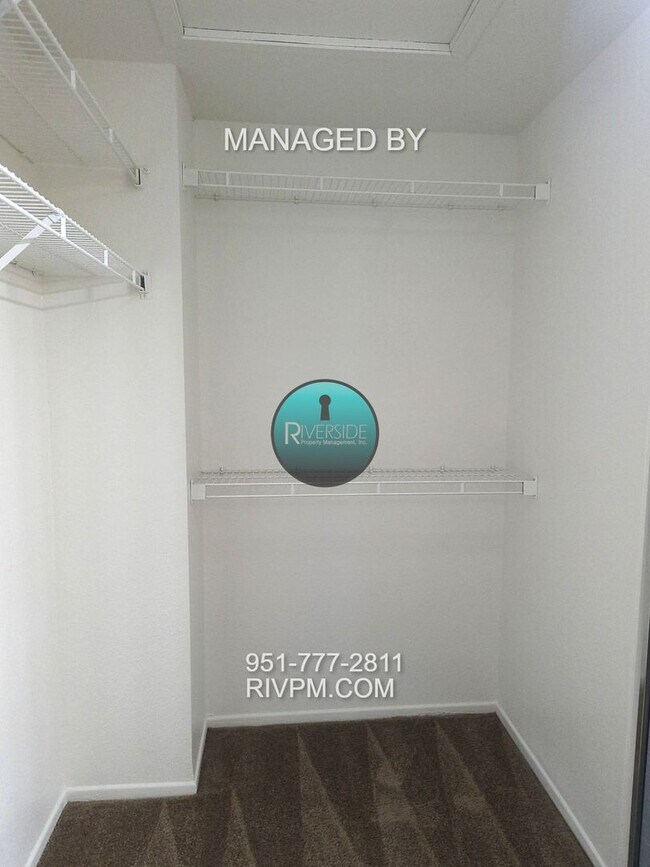 Building Photo - Spacious 3-Bed, 3-Bath Home in Riverside