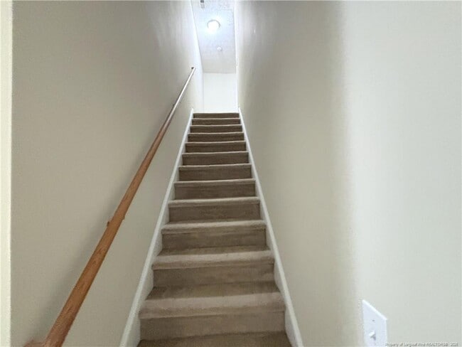 Building Photo - 5334 Holland Park Ave