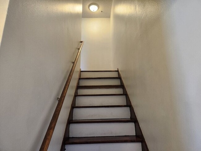 Building Photo - 1229 McCormick St